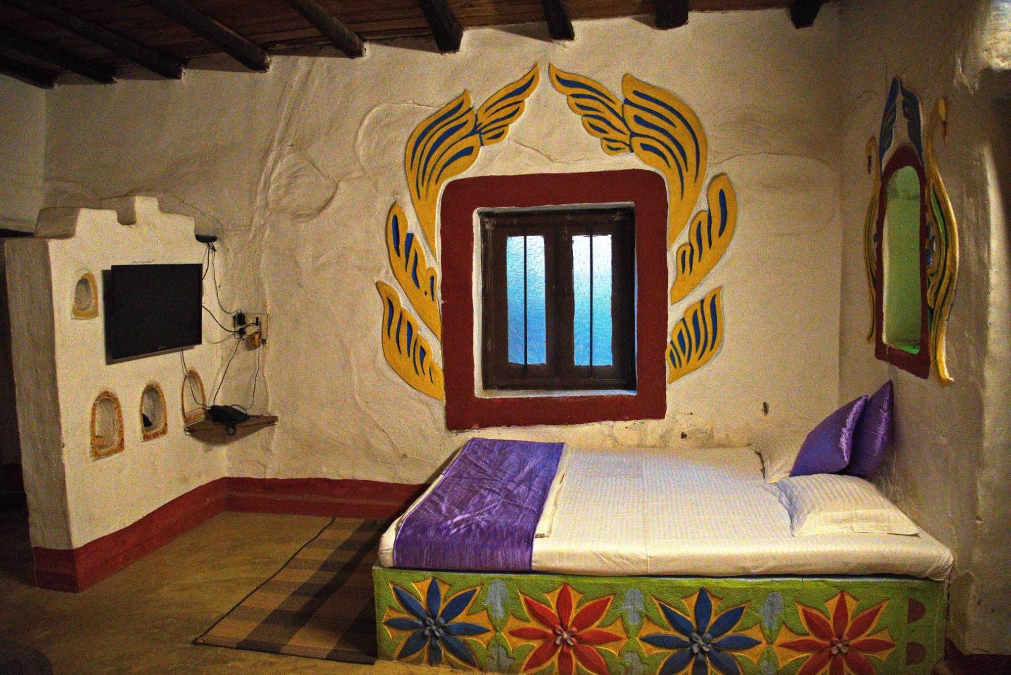 Hotel Raktokorobi Karu Gram Sri Niketan Esterno foto